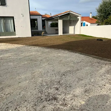 Des Pins * Saint-Denis-dʼOléron